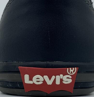 Levi’s pánské kožené nízké kecky v elegantně-sportovním designu v černé - 4